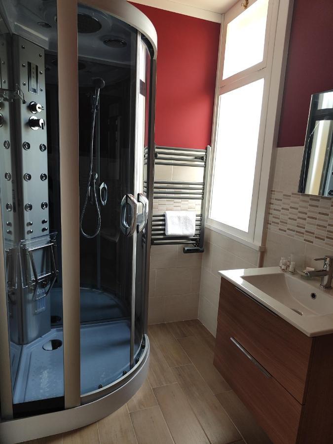 B&B Libra Rooms & Suite Salerno Exterior photo